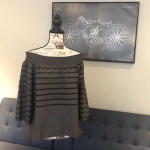 BNWT WALTER BAKER OFF-SHOULDER SAMMY TOP